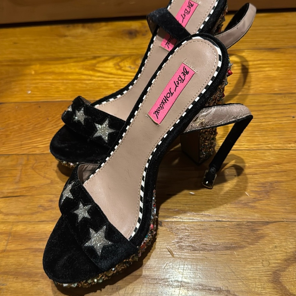 Betsy johnson heels